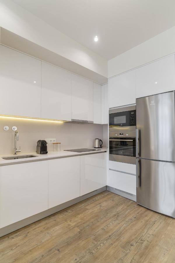 Casa Boma Lisboa - Design Apartment With Private Vegetal Terrace - Lapa VII Екстер'єр фото