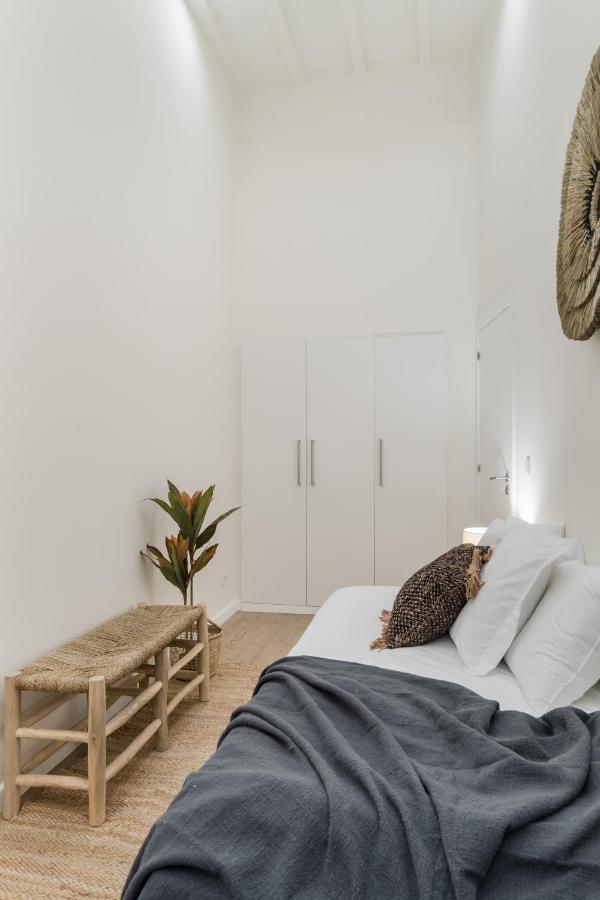 Casa Boma Lisboa - Design Apartment With Private Vegetal Terrace - Lapa VII Екстер'єр фото