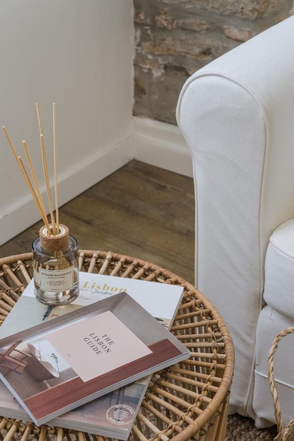 Casa Boma Lisboa - Design Apartment With Private Vegetal Terrace - Lapa VII Екстер'єр фото
