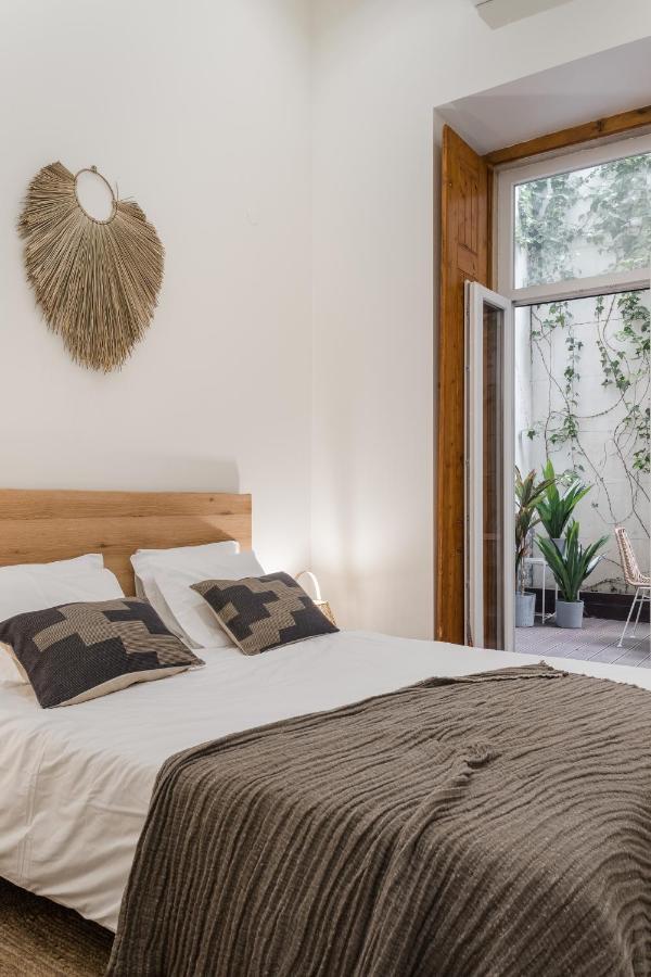 Casa Boma Lisboa - Design Apartment With Private Vegetal Terrace - Lapa VII Екстер'єр фото